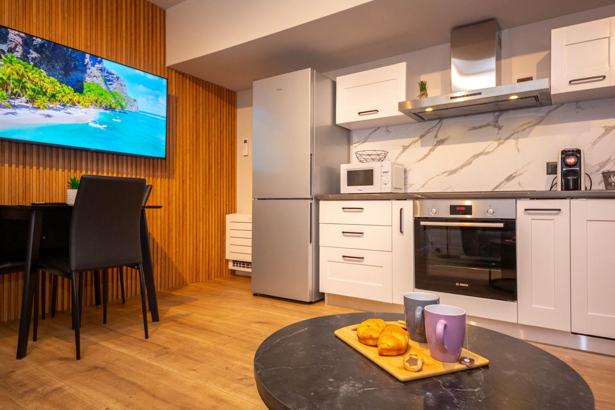 Blloku Unique Apartments 2 티라나 외부 사진