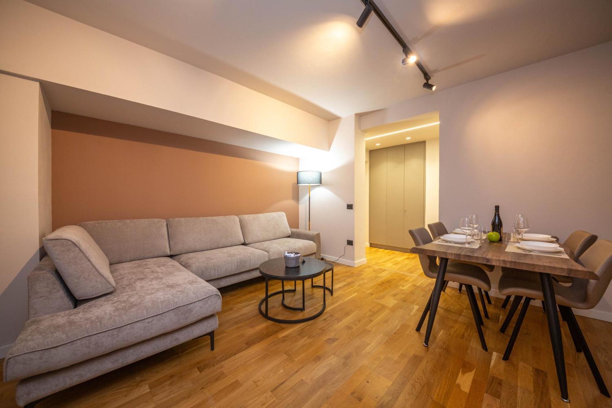 Blloku Unique Apartments 2 티라나 외부 사진