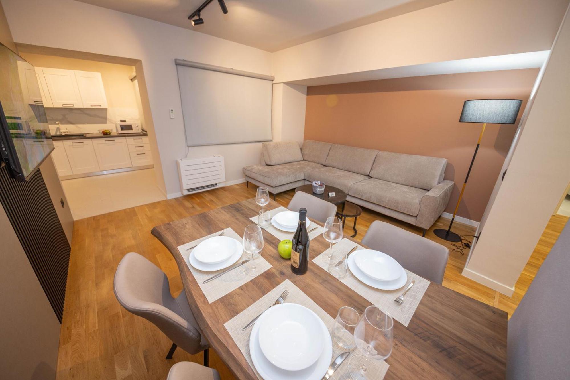 Blloku Unique Apartments 2 티라나 외부 사진