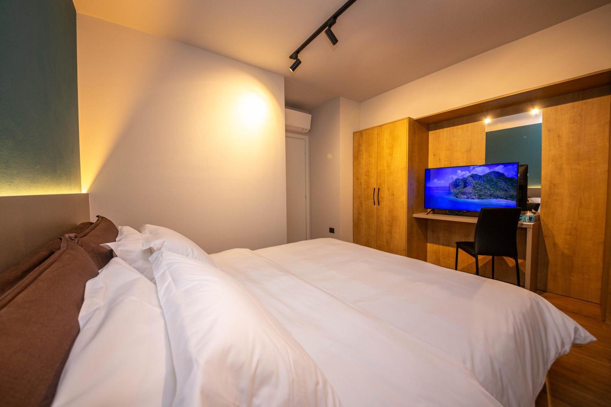 Blloku Unique Apartments 2 티라나 외부 사진