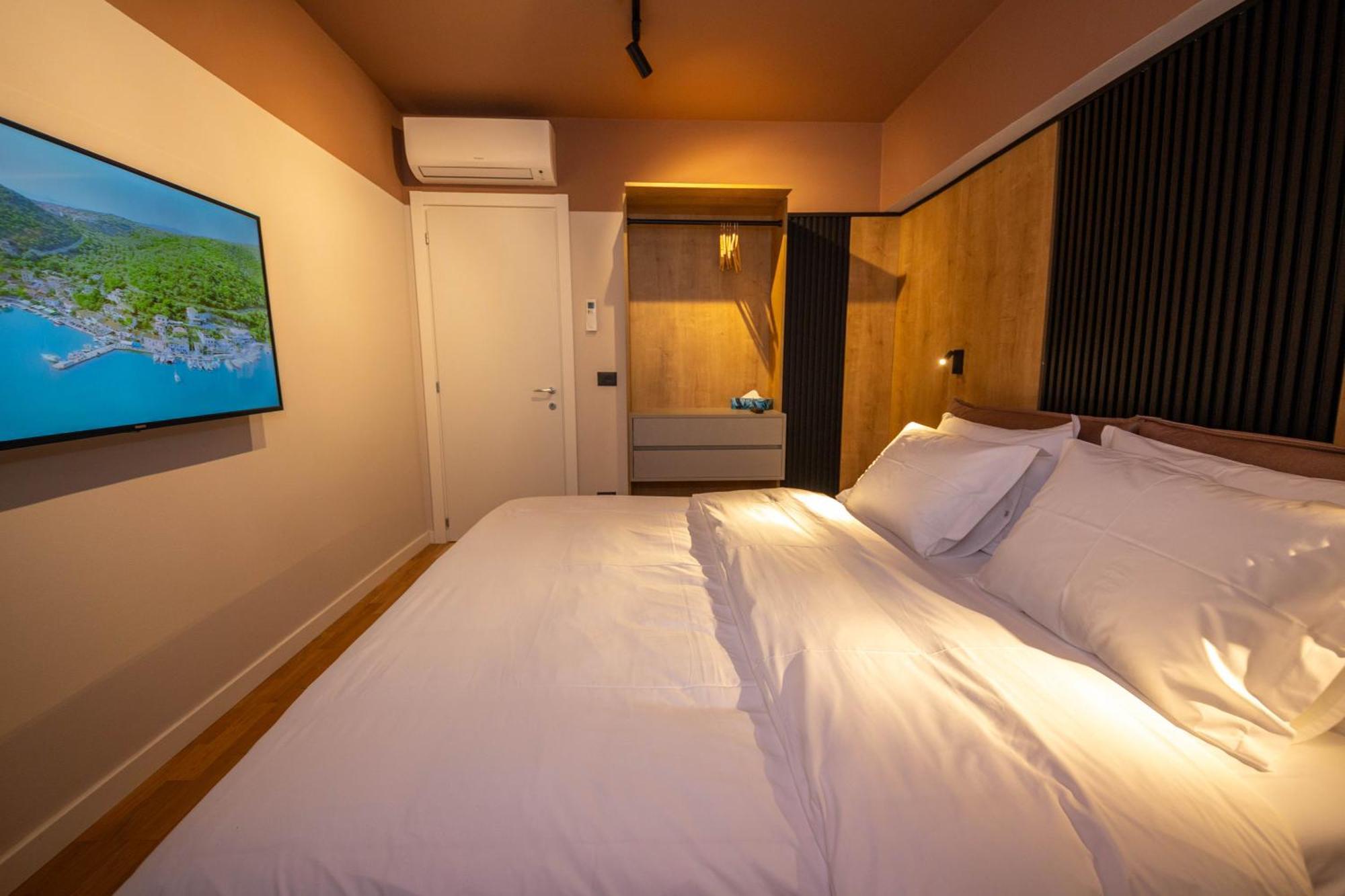 Blloku Unique Apartments 2 티라나 외부 사진