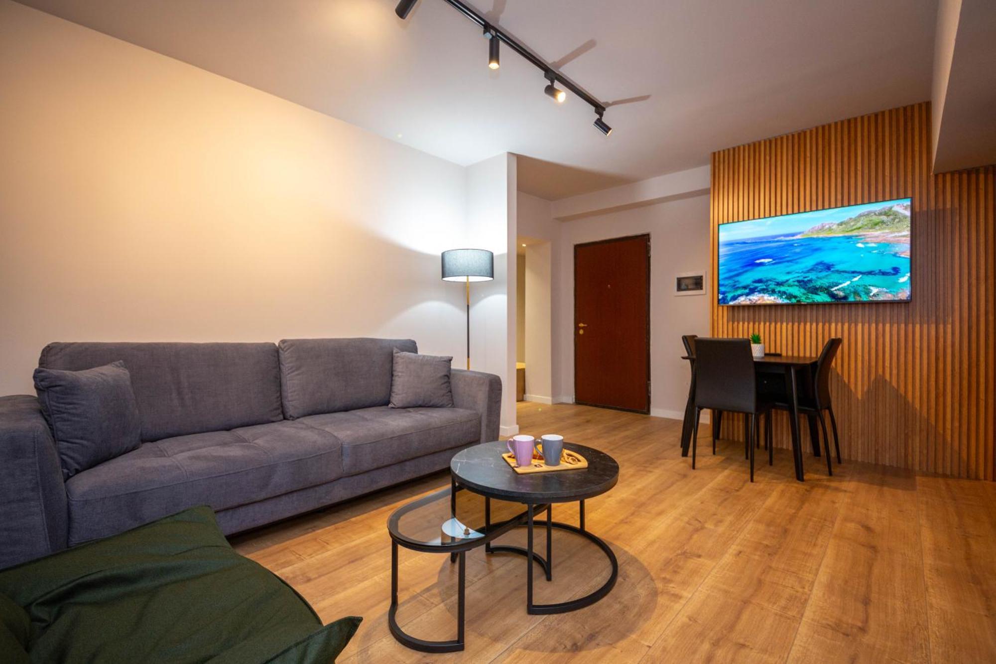 Blloku Unique Apartments 2 티라나 외부 사진