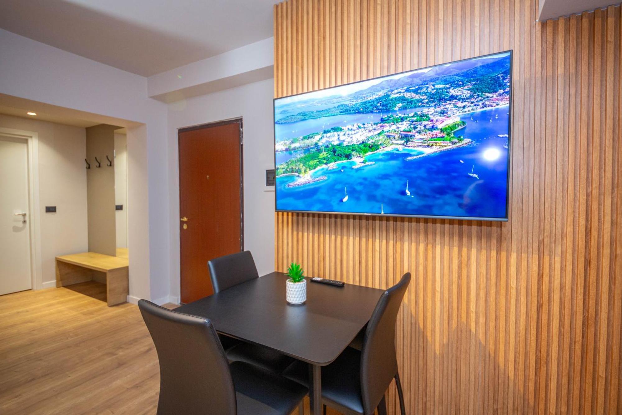 Blloku Unique Apartments 2 티라나 외부 사진