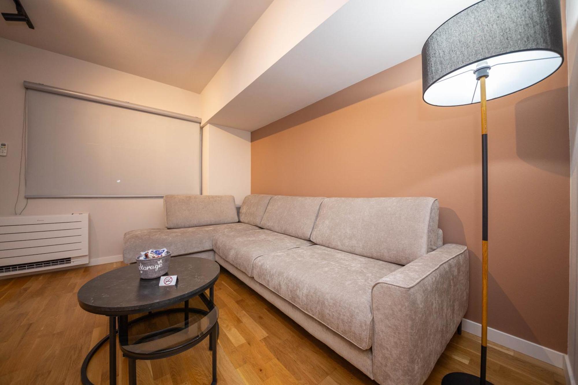 Blloku Unique Apartments 2 티라나 객실 사진