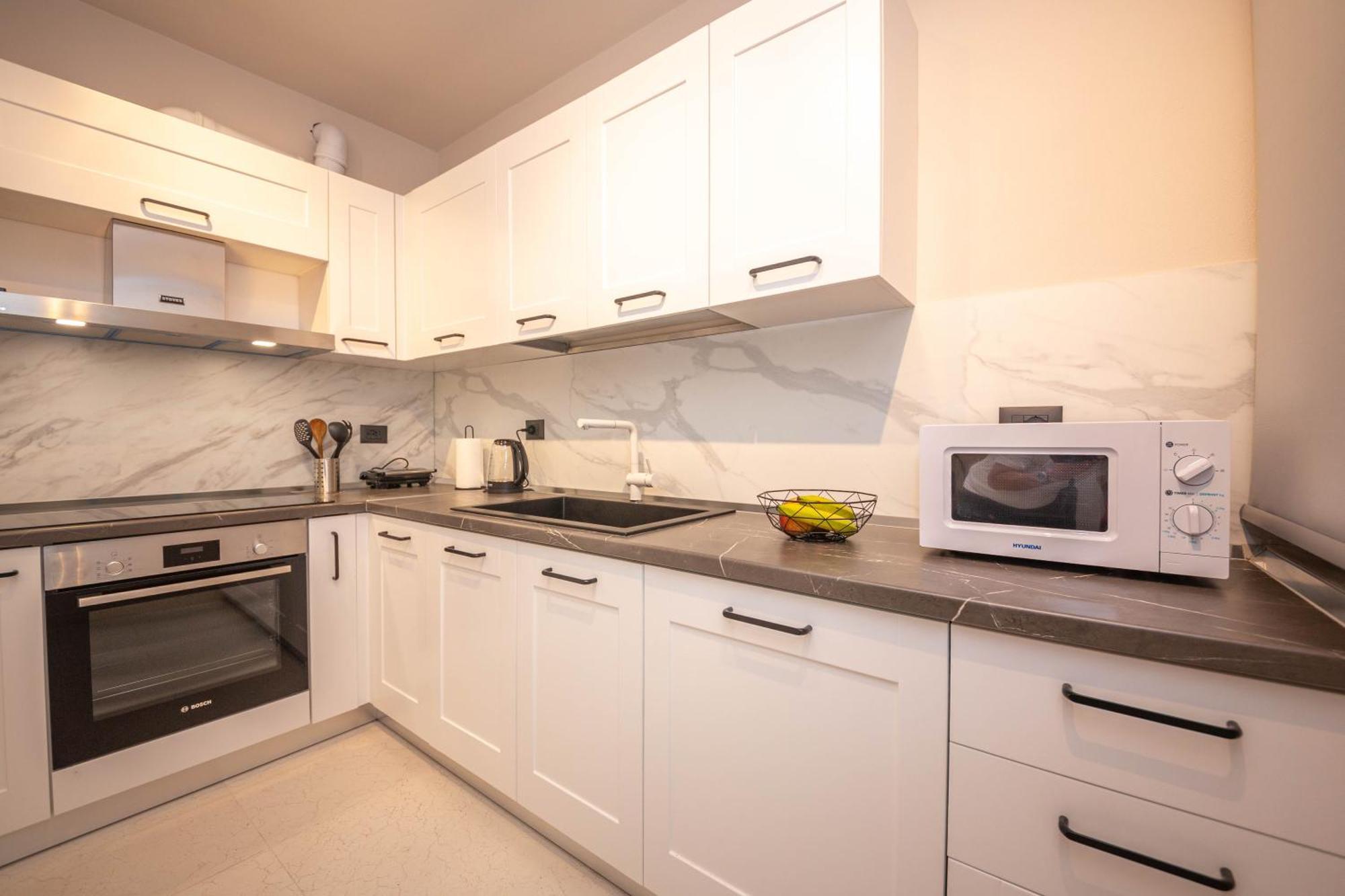 Blloku Unique Apartments 2 티라나 객실 사진